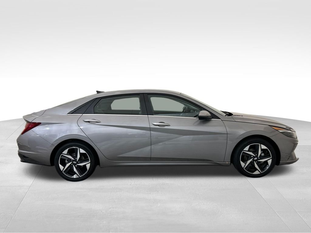 Used 2023 Silver Hyundai Limited image 7