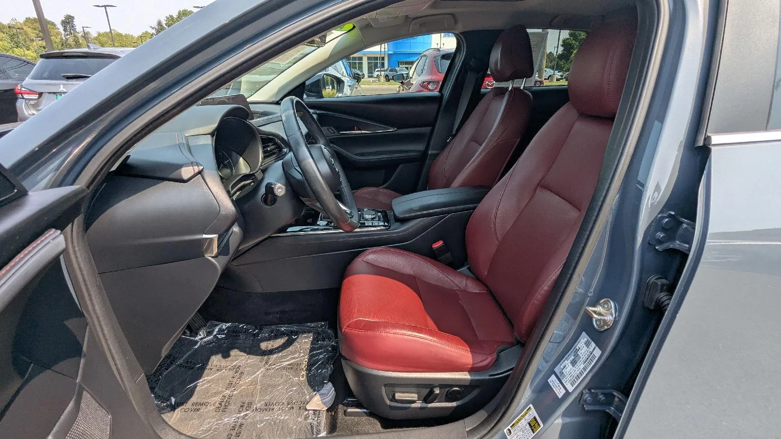 2023 Mazda CX-30 Carbon Edition - Photo 18