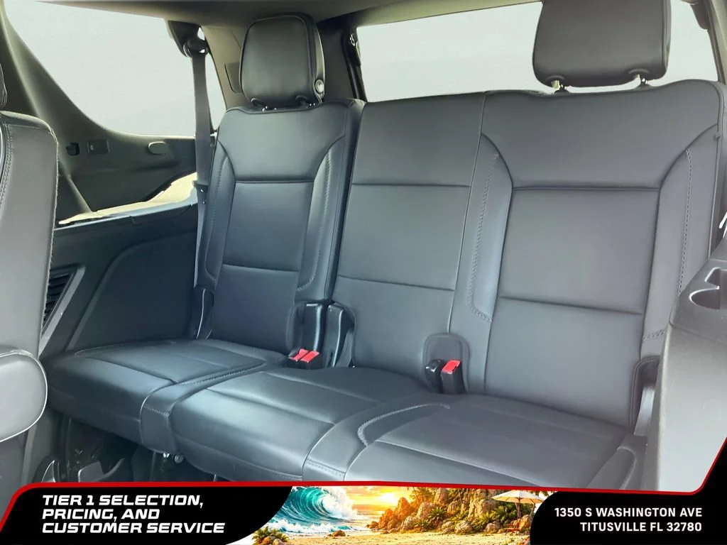 Used 2022 White Frost Tricoat GMC Denali image 28