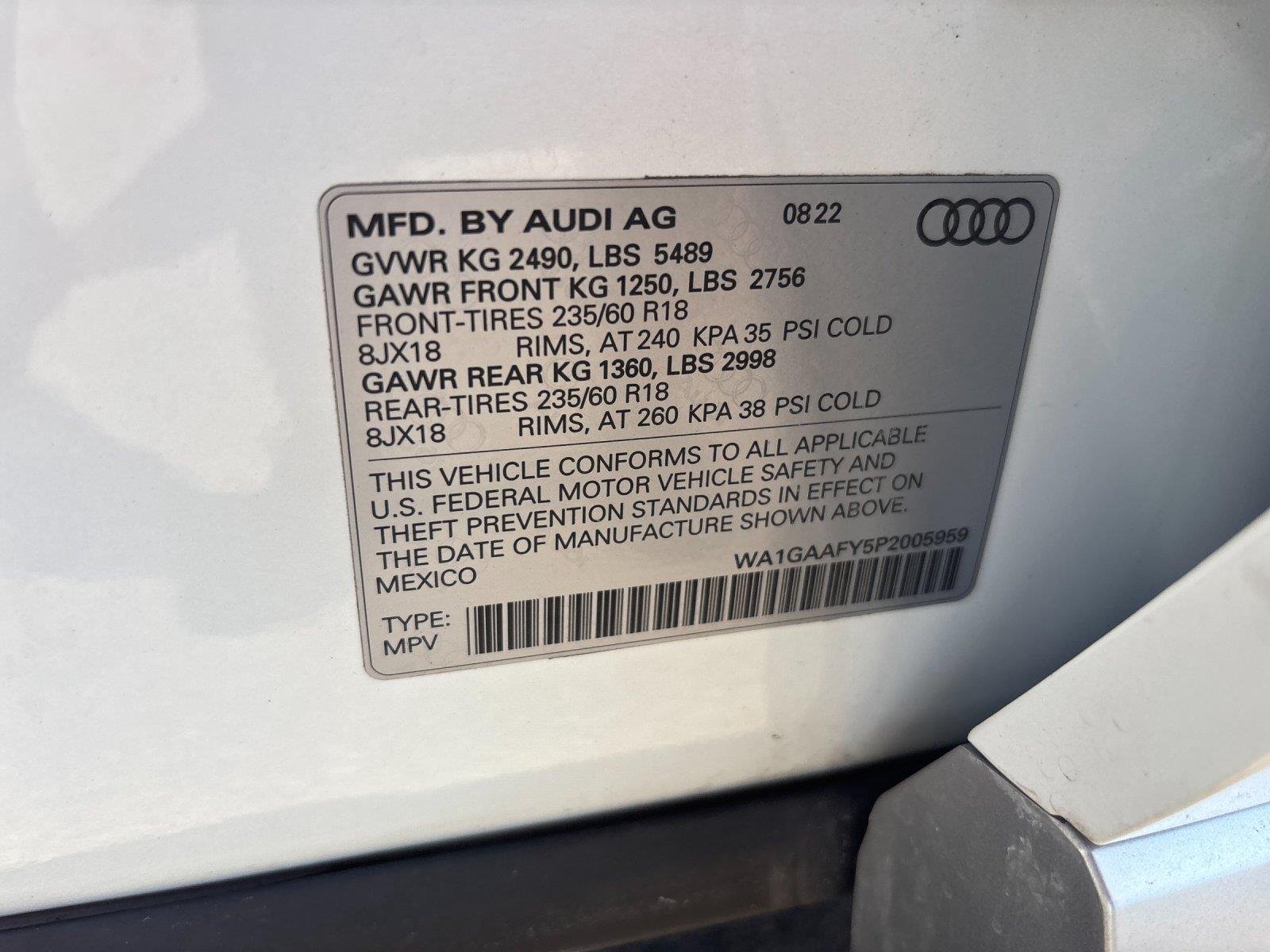 Used 2023 Glacier White Metallic Audi S line Premium image 12