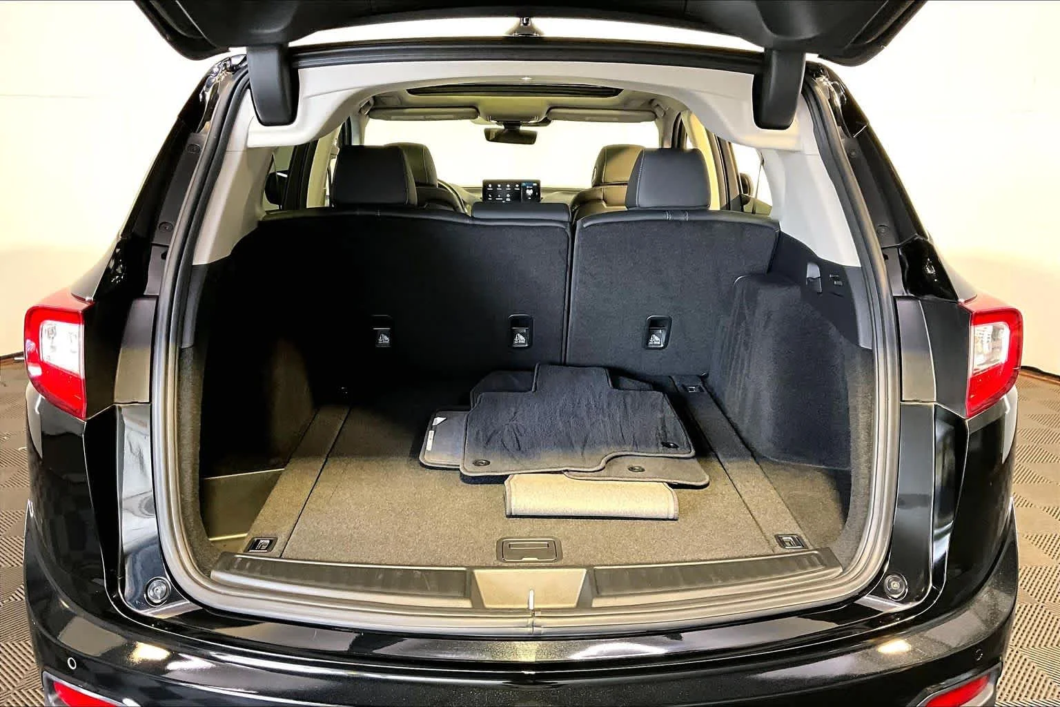 Certified Used 2023 Majestic Black Pearl Acura With Technology Package image 36