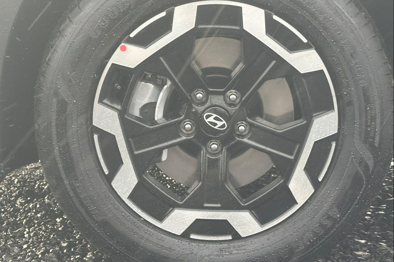 New 2026 Black Hyundai SE AWD image 39