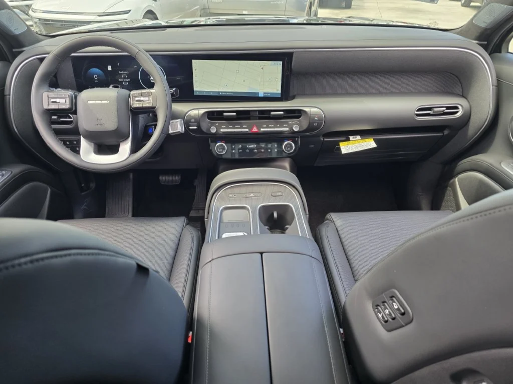 New 2027 Black Hyundai SEL image 7