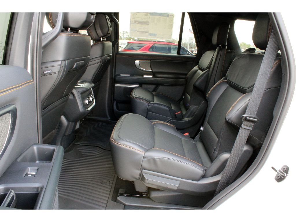 New 2026 Star White Metallic Tri-Coat Ford Tremor image 22