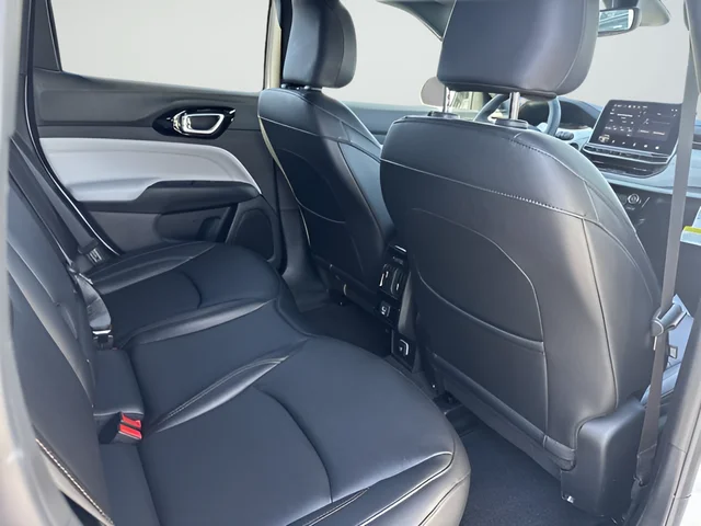 Used 2024 White Jeep Limited image 22