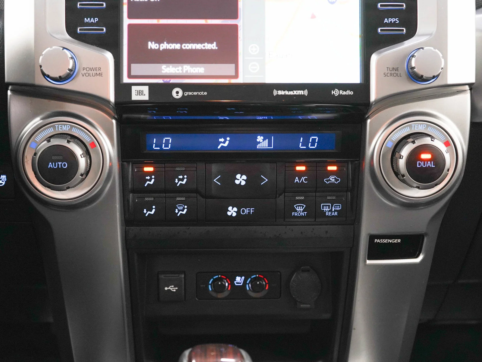 Used 2023 Blizzard Pearl Toyota Limited 4WD image 19
