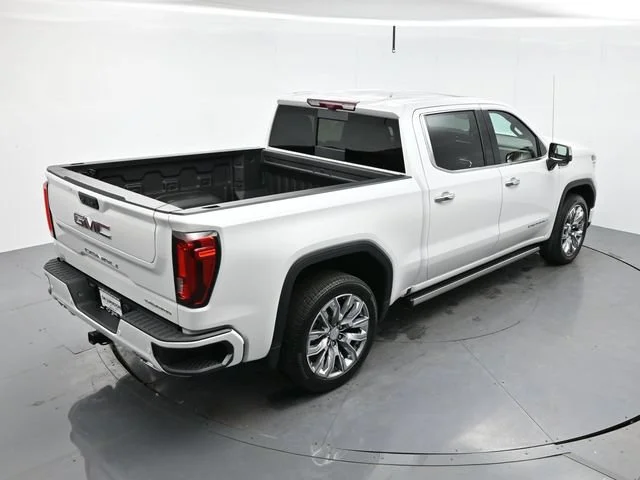 Used 2025 White Frost Tricoat GMC Denali image 38