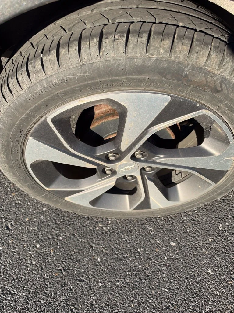 Used 2019 Gray Chevrolet Premier image 27
