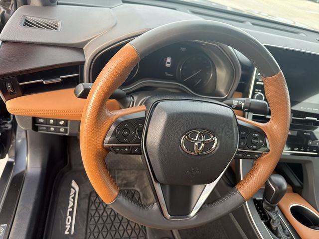2021 Toyota Avalon Limited - Photo 16