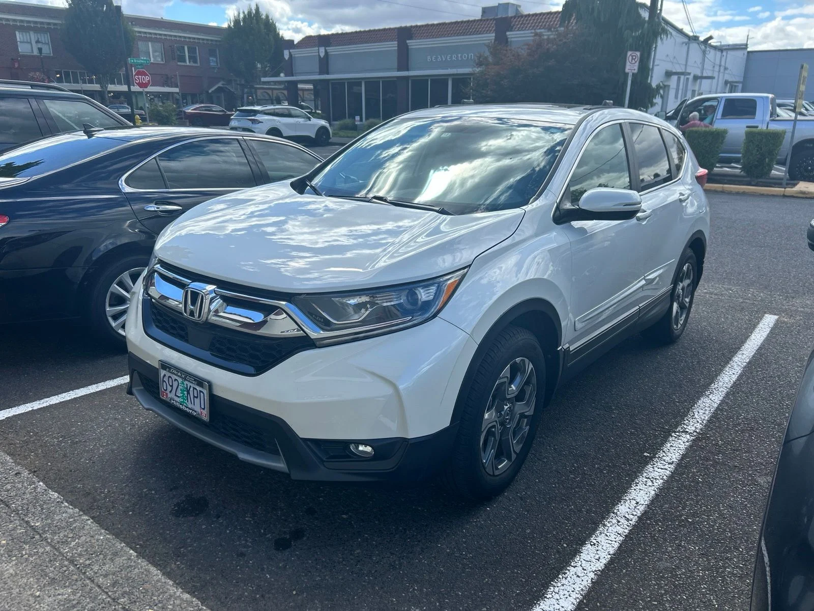 Used 2018 White Diamond Pearl Honda EX-L image 1
