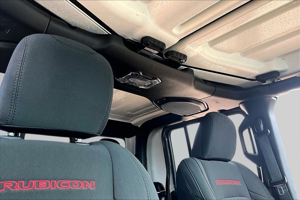 Used 2022 Gray Jeep Rubicon image 17
