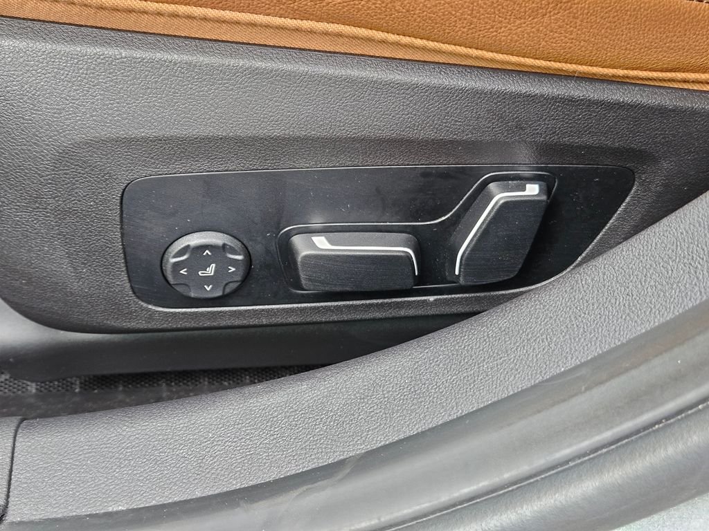 Used 2024 Skyscraper Grey Metallic BMW 330i xDrive image 30