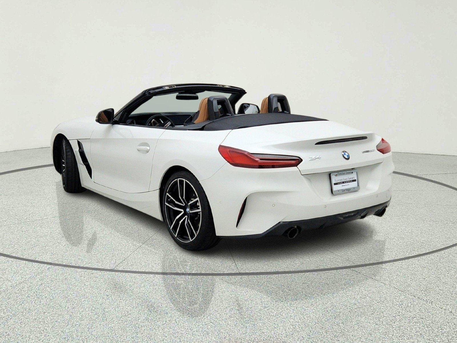 Used 2023 Alpine White BMW sDrive30i image 12