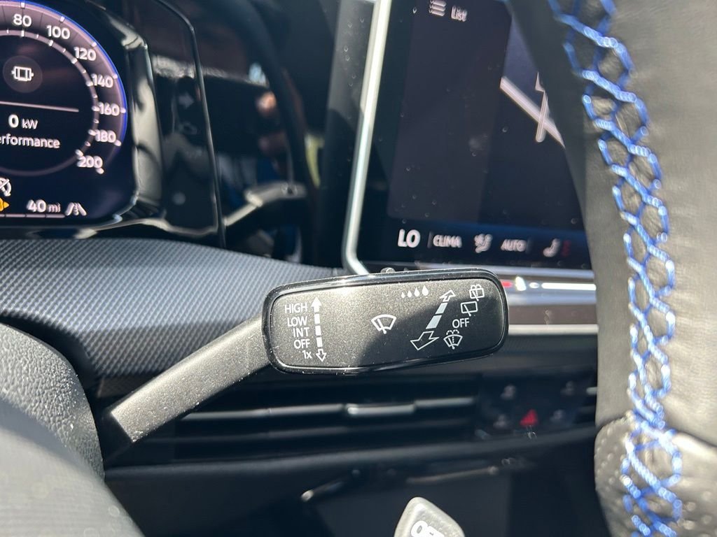New 2026 Blue Volkswagen 2.0T image 22