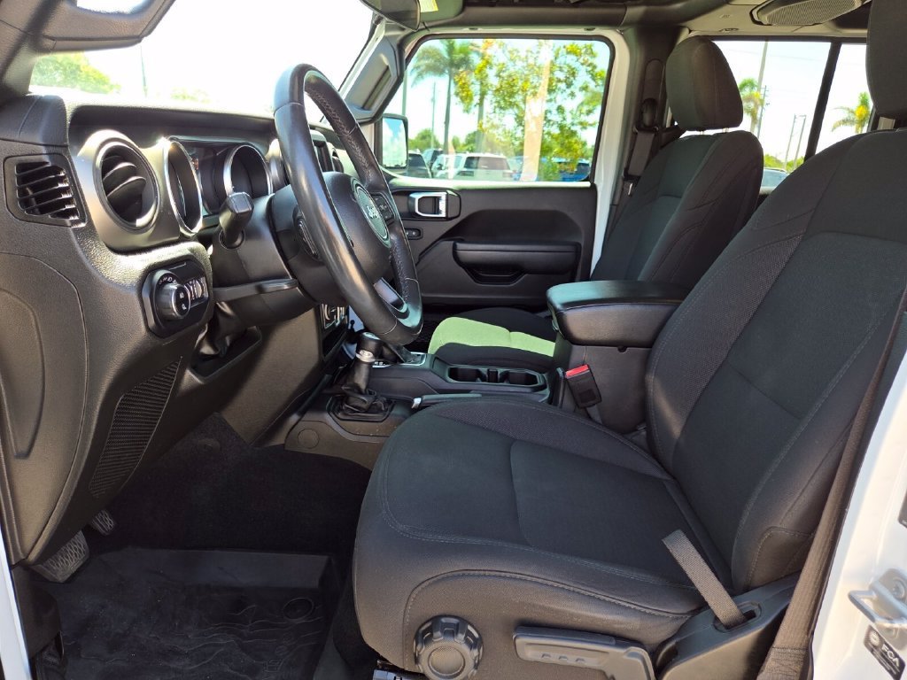 Certified Used 2022 Bright White Clearcoat Jeep Sport S image 27