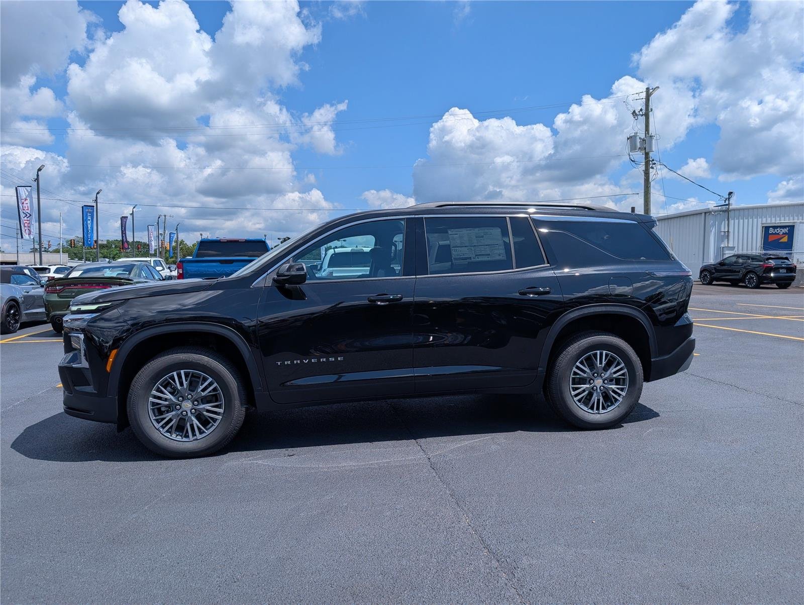 2026 Chevrolet Traverse LT - Photo 6
