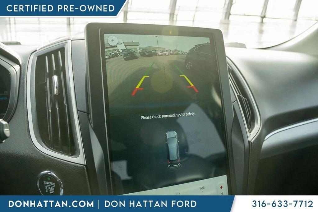 Certified Used 2022 Blue Ford SEL image 8