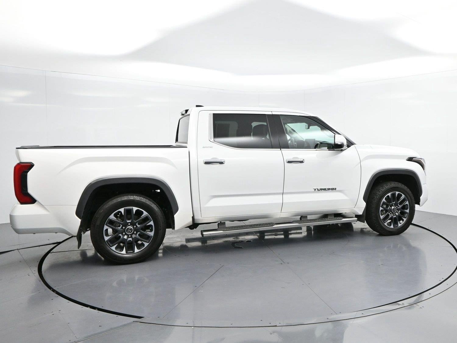 Used 2023 Ice Cap Toyota Limited image 8