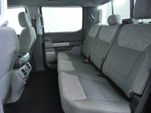 Used 2023 Blue Ford XLT image 18
