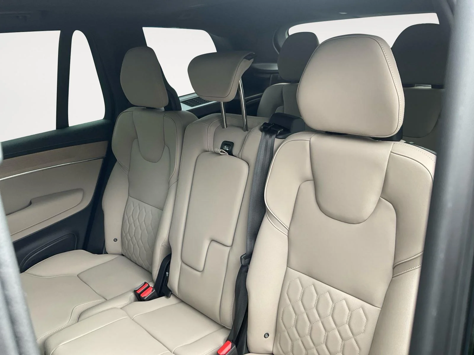 New 2026 Denim Blue Metallic Volvo Plus image 13