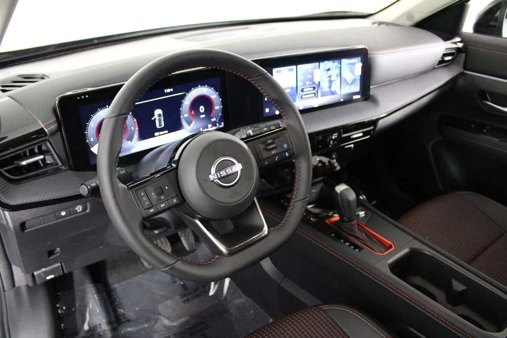 Certified Used 2026 Gray Nissan SR image 18