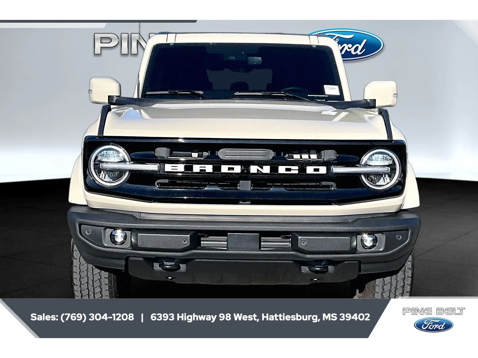 Used 2025 Desert Sand Ford Outer Banks image 3