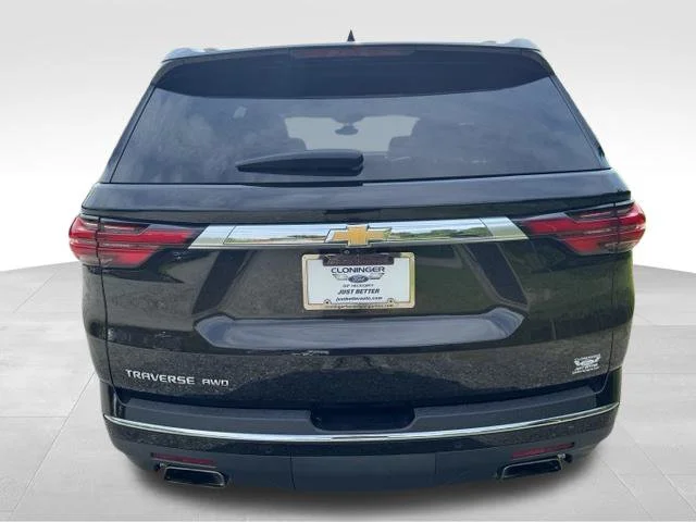 Used 2022 Black Chevrolet High Country image 7