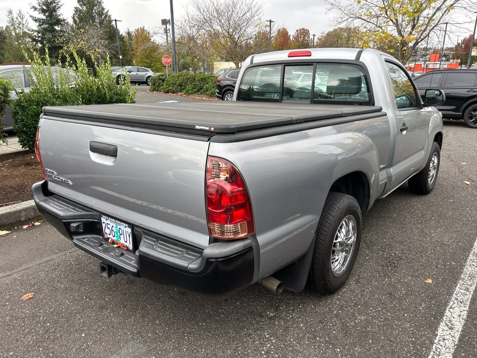 Used 2014 Silver Sky Metallic Toyota Base image 4