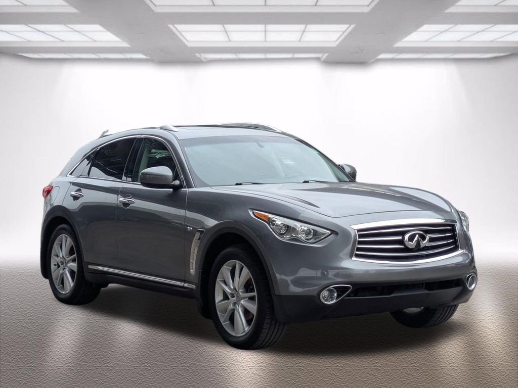 2015 INFINITI QX70 Base