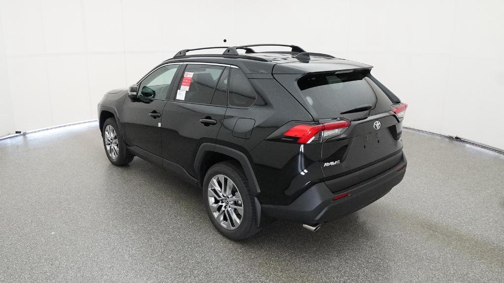 2025 Toyota RAV4 XLE Premium - Photo 7