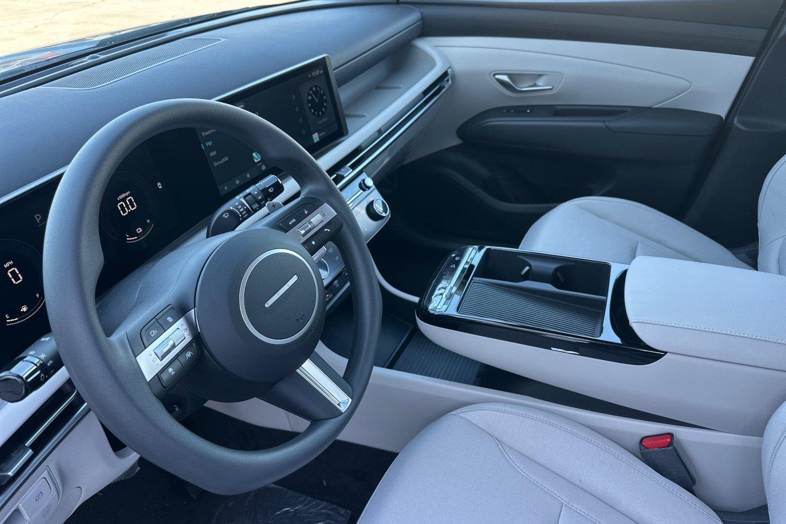 New 2026 Ecotronic Gray Hyundai SE image 10