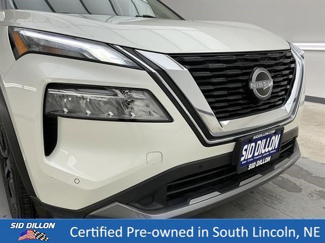 Certified Used 2023 Pearl White Tricoat Nissan SL image 28