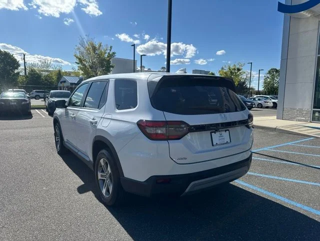 2023 Honda Pilot EX-L - Photo 6
