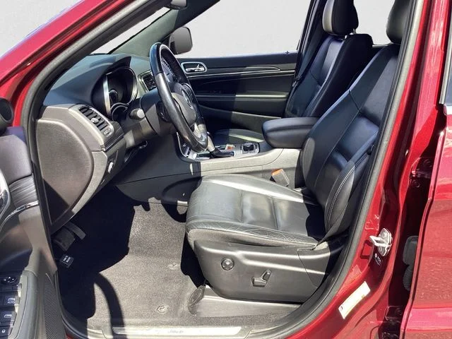 Certified Used 2021 Velvet Jeep Limited image 9