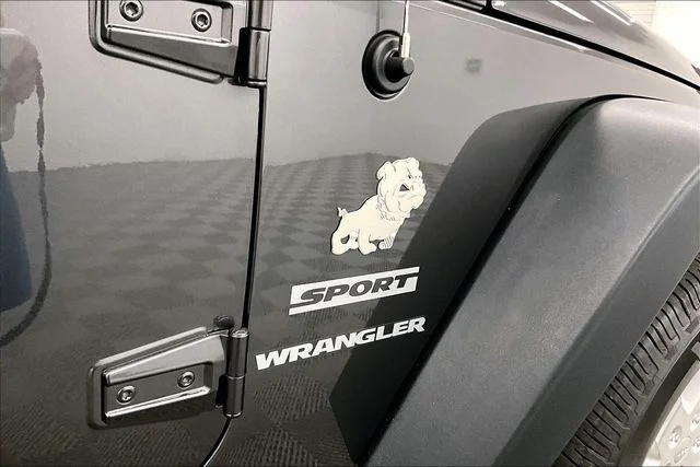 Used 2017 Granite Crystal Metallic Clearcoat Jeep Sport image 11