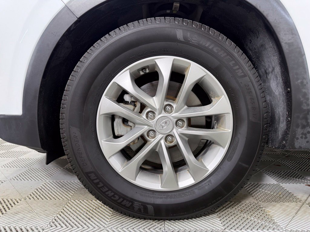 Used 2019 Gray Hyundai SEL image 22