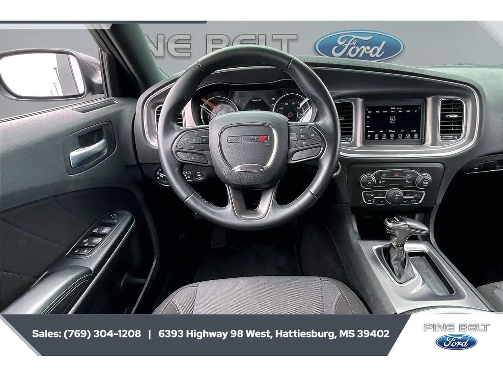 Used 2021 Granite Pearlcoat Dodge SXT image 5