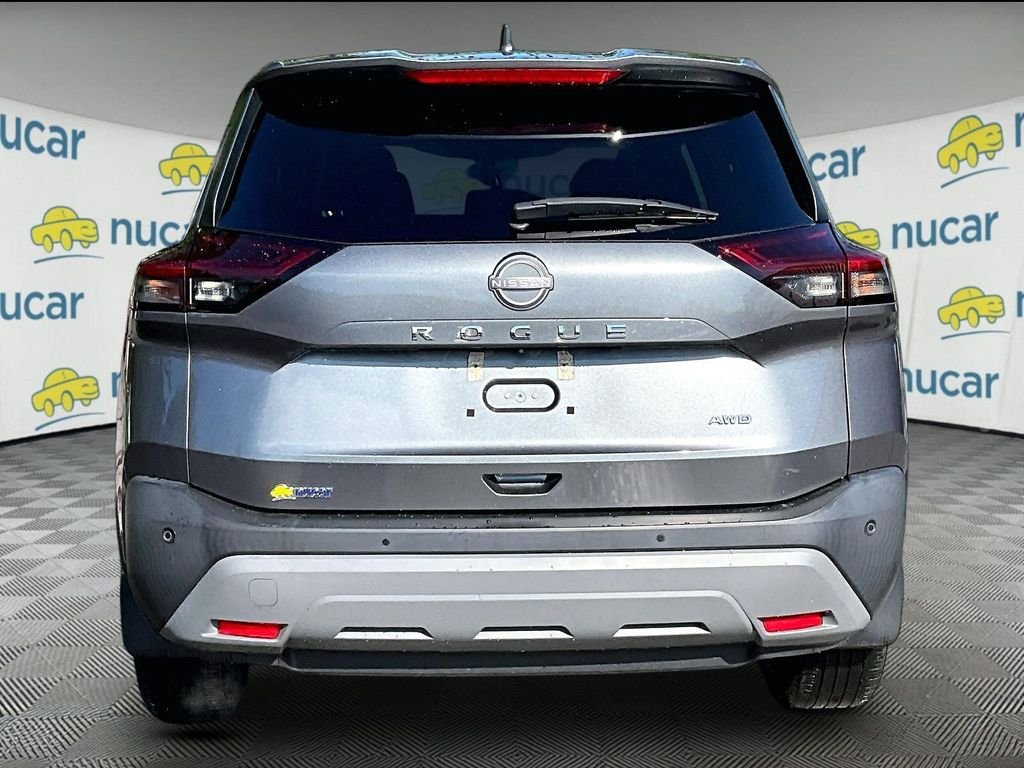 Used 2023 Gun Metallic Nissan S image 5