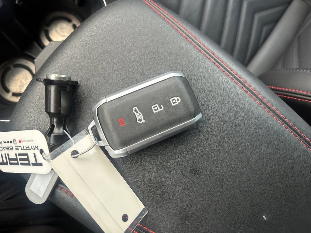 Used 2023  Maserati Modena image 34