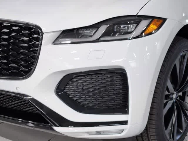 New 2026 Fuji White Jaguar R-Dynamic S image 12