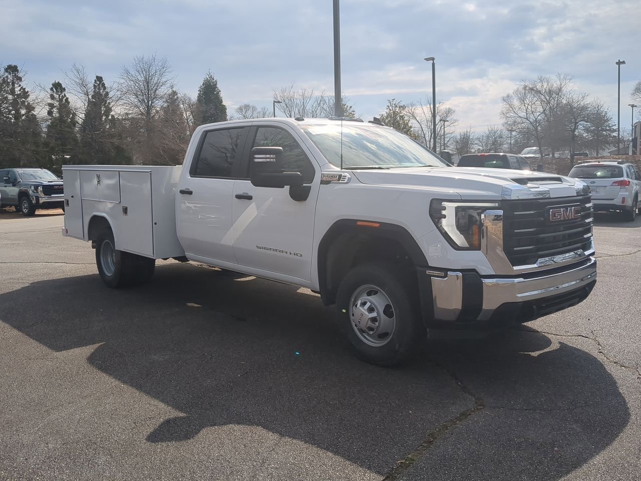 New 2026 Summit White GMC Pro image 2