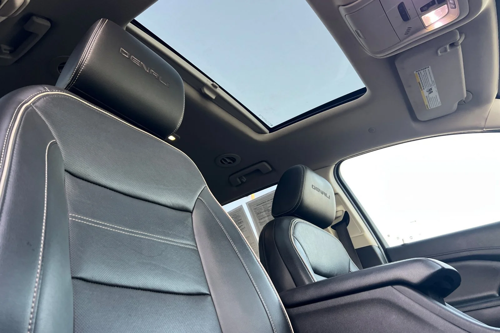 Used 2021 Gray GMC Denali image 18