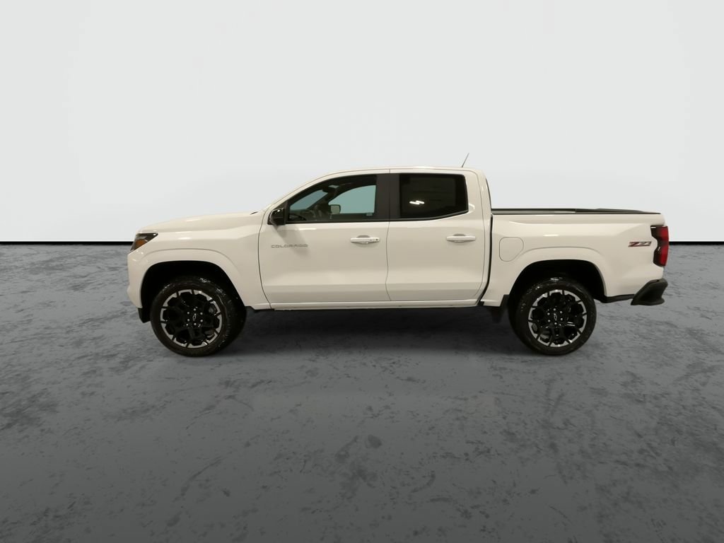 New 2026 Summit White Chevrolet Z71 image 5
