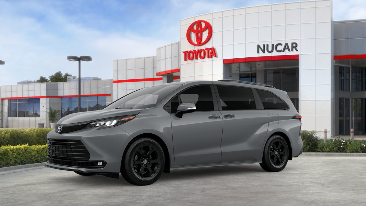 2026 Toyota Sienna — photo 2