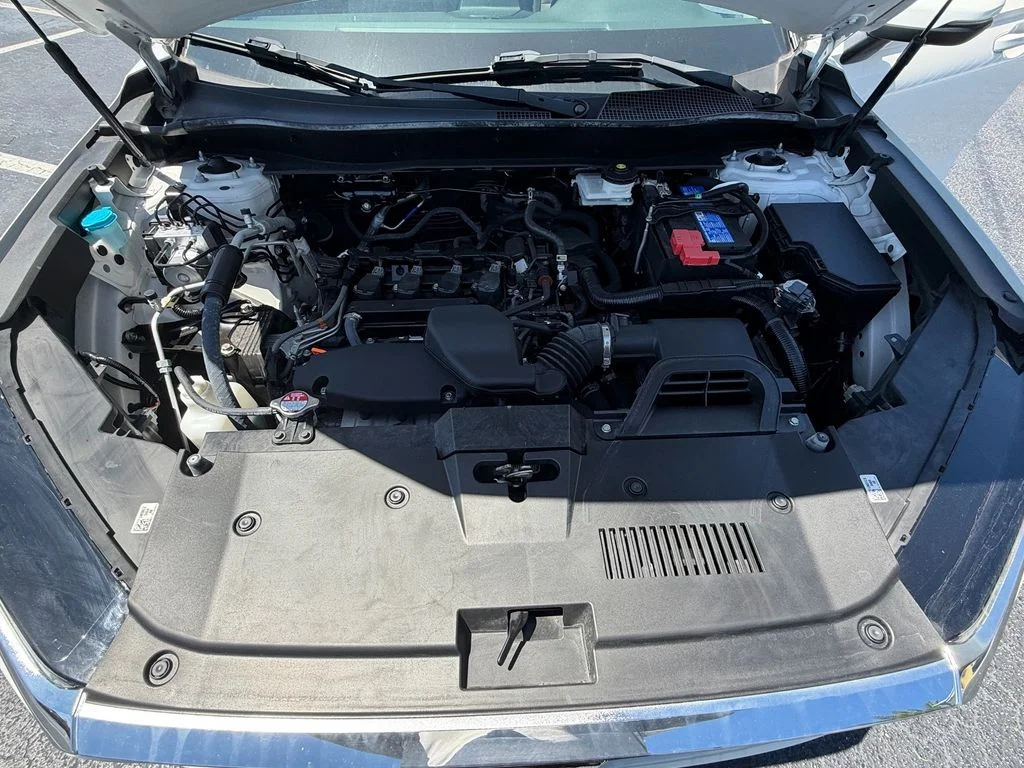 Used 2024 White Honda EX image 21