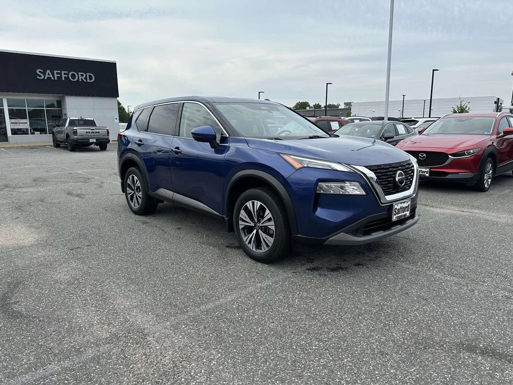 Used 2021 Blue Nissan SV image 15