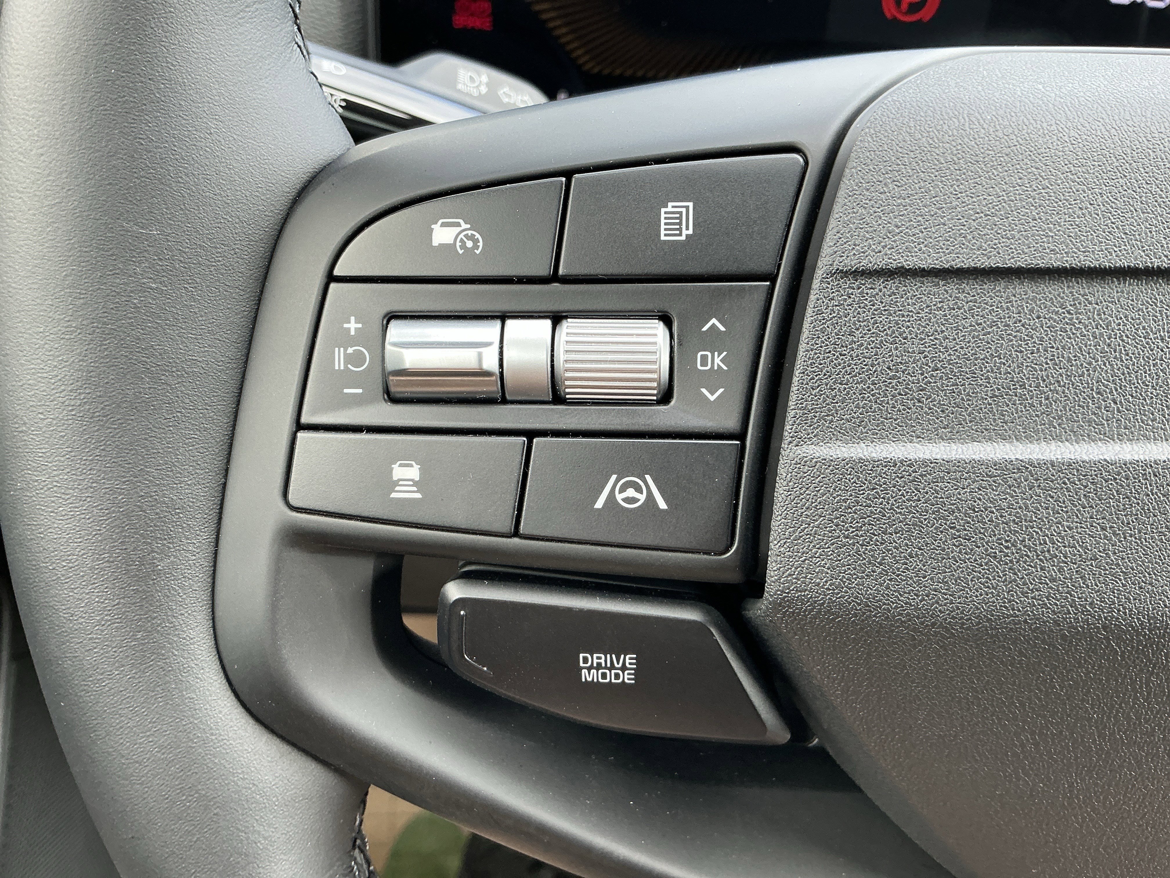 New 2026 Wolf Gray Kia EX image 49