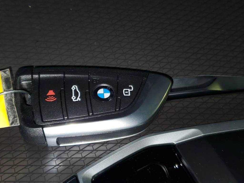 Used 2026 White BMW 330i image 26