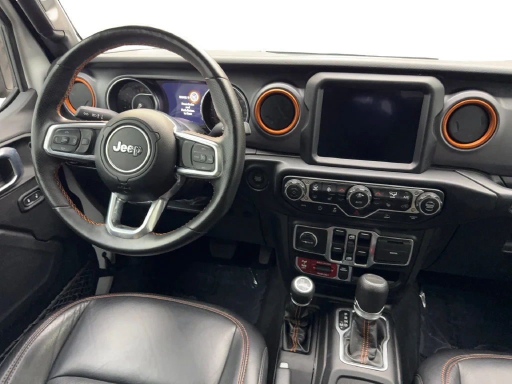 Used 2023 White Jeep Mojave image 55
