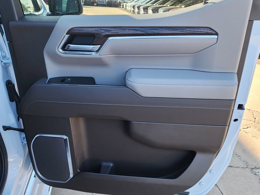 2026 GMC Sierra 1500 SLT - Photo 41